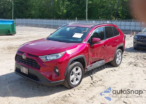 2019 Toyota Rav4 Xle from USA, damaged, VIN 2T3W1RFV5KC001983